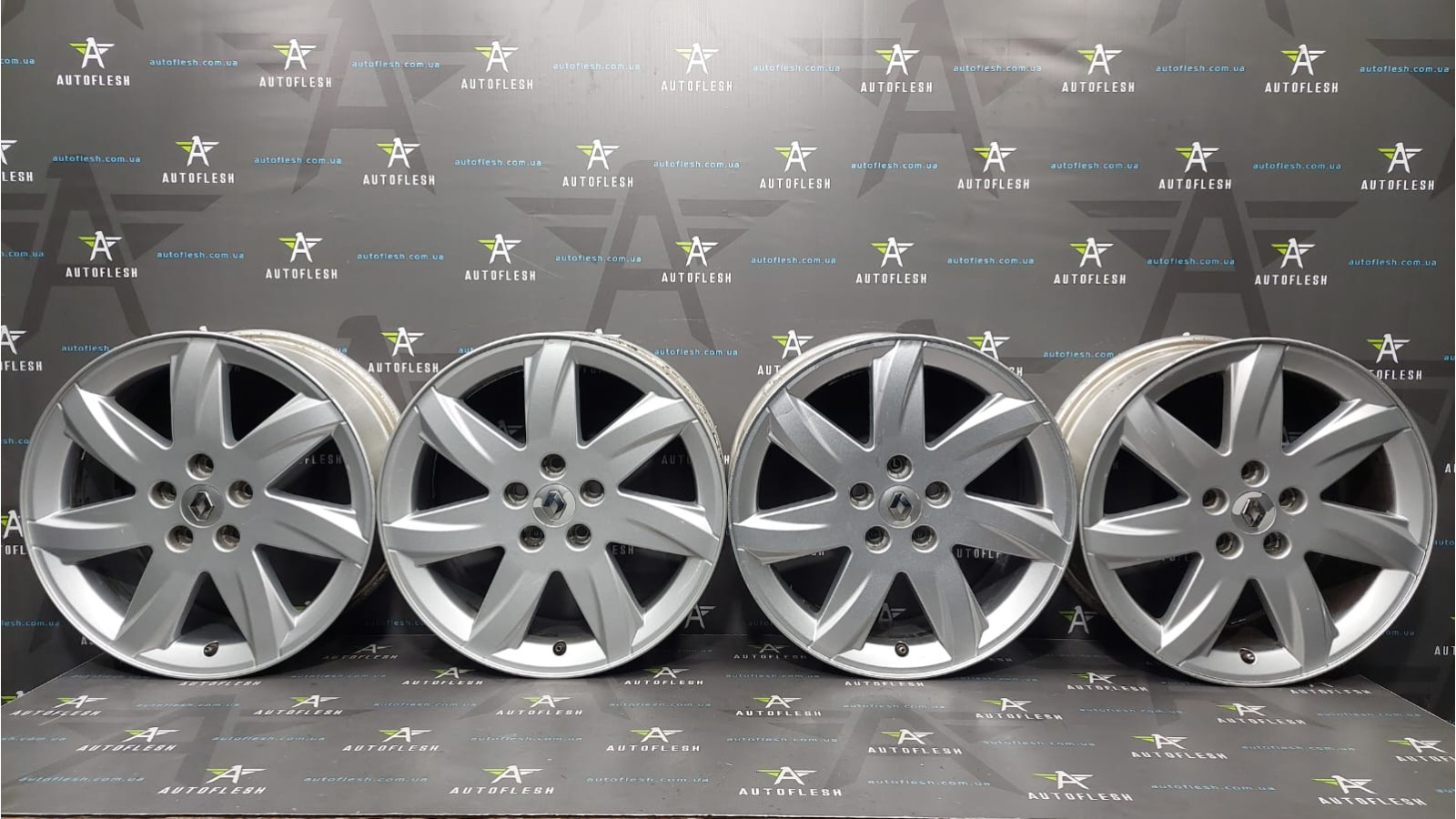 Диски R17, 7Jx17/ ET50, 5x108, 403004156R, 8200065686 EPTIUS Renault Espace 4 Laguna 2 Vel Satis бу